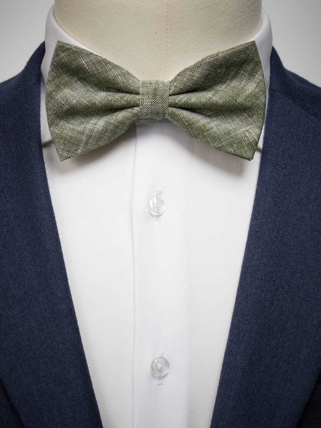 Bow Tie Linen Pre Tied