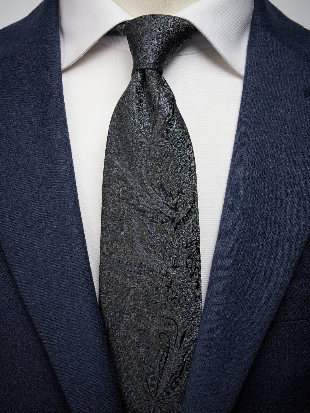 Tie Floral