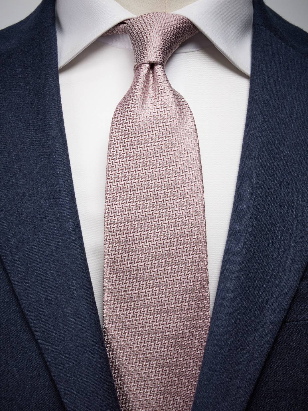 Tie Structure