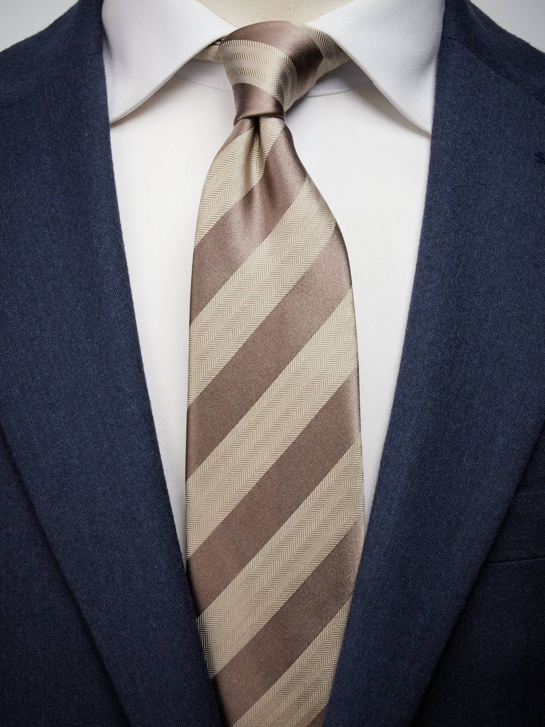 Tie Stripe