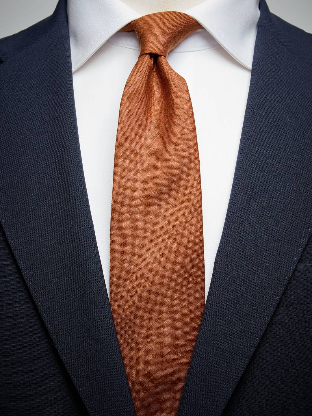 Tie Linen