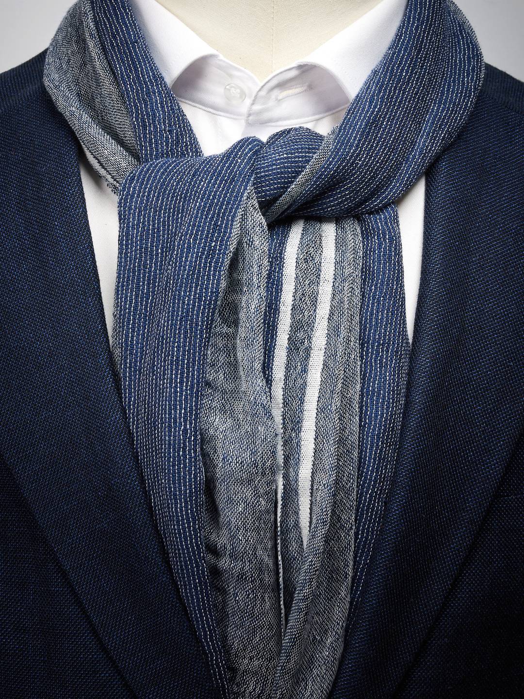 Bl Scarf