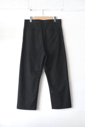 Fujito 2 Tuck Trousers Green Beige Black Directors Web Shop Powered By Base