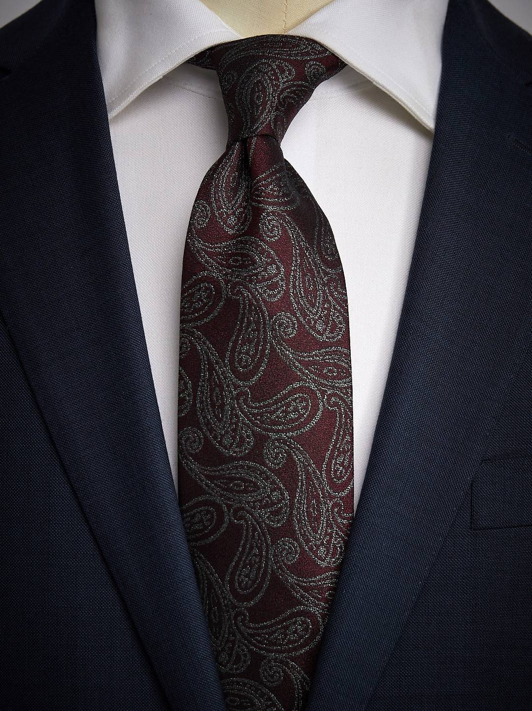 Tie Paisley