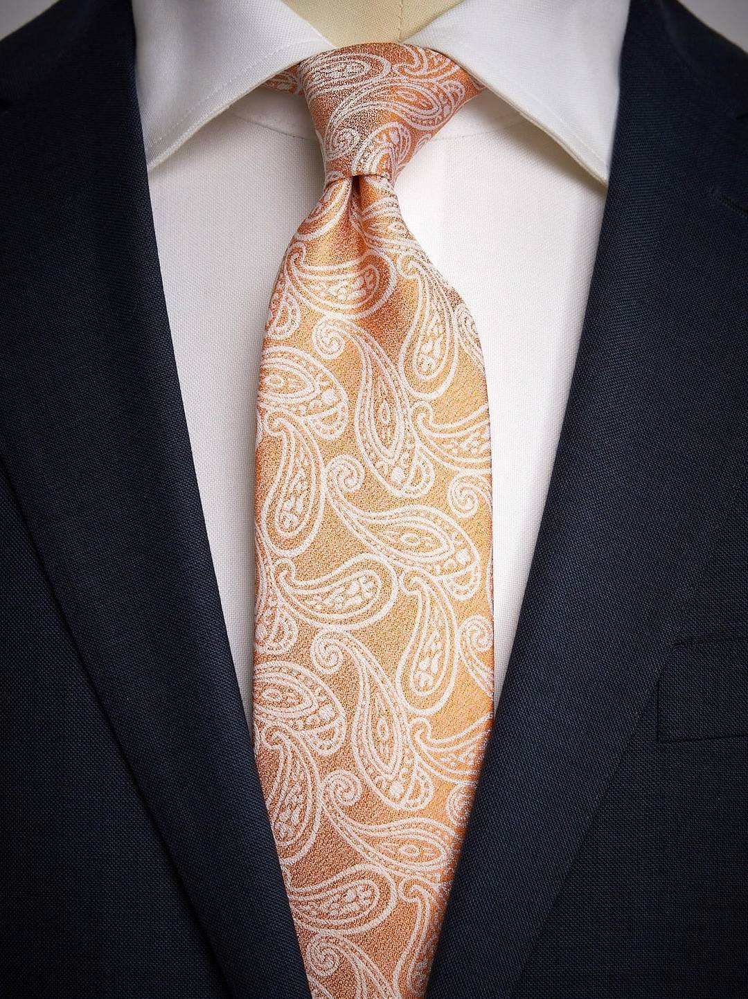 Tie Paisley