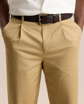 Relaxed Pleated Chino Pant