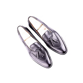 Loafer With Hand Stitched Apron And Tassels Short Vamp