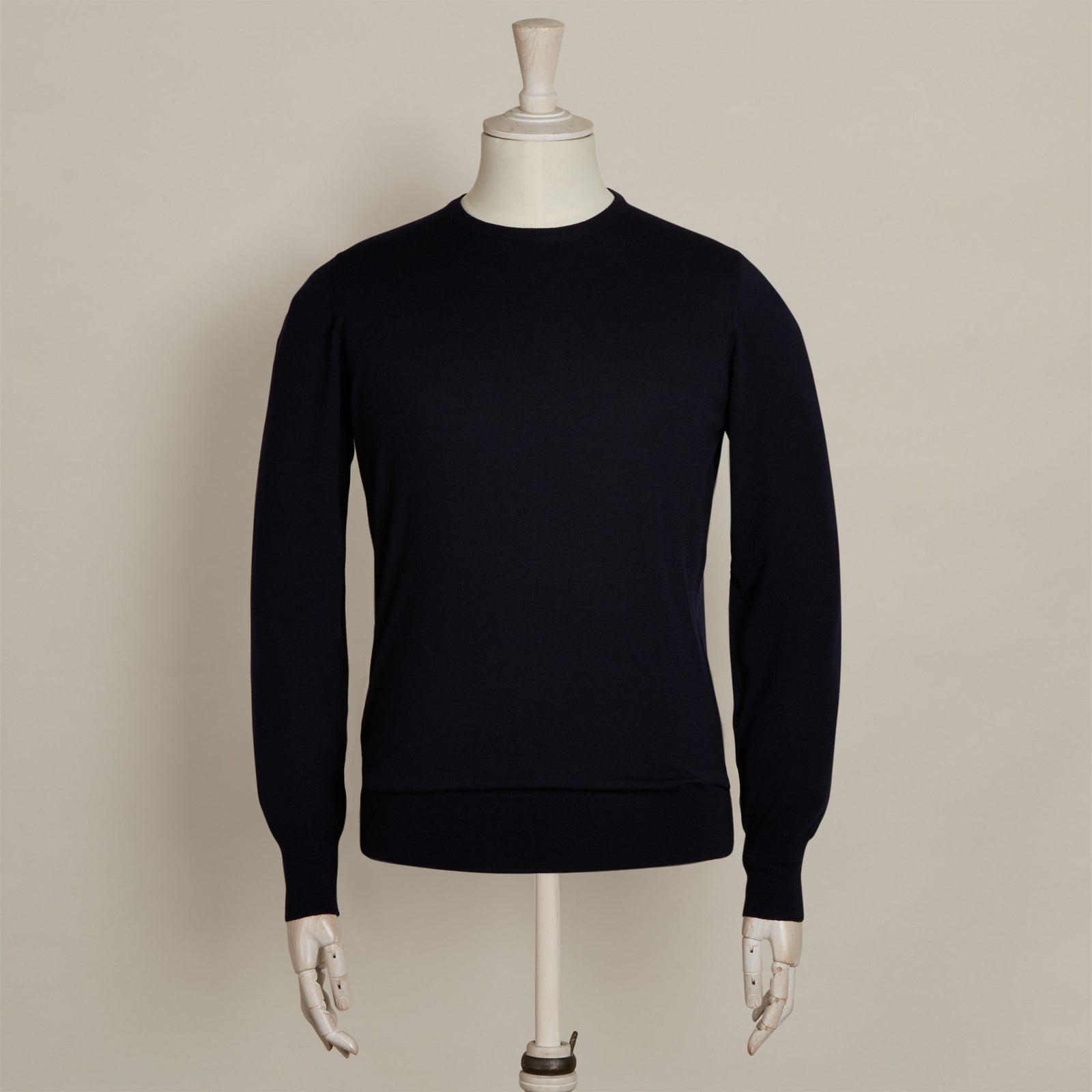 Lightweight Merino Crew Neck Sweater In