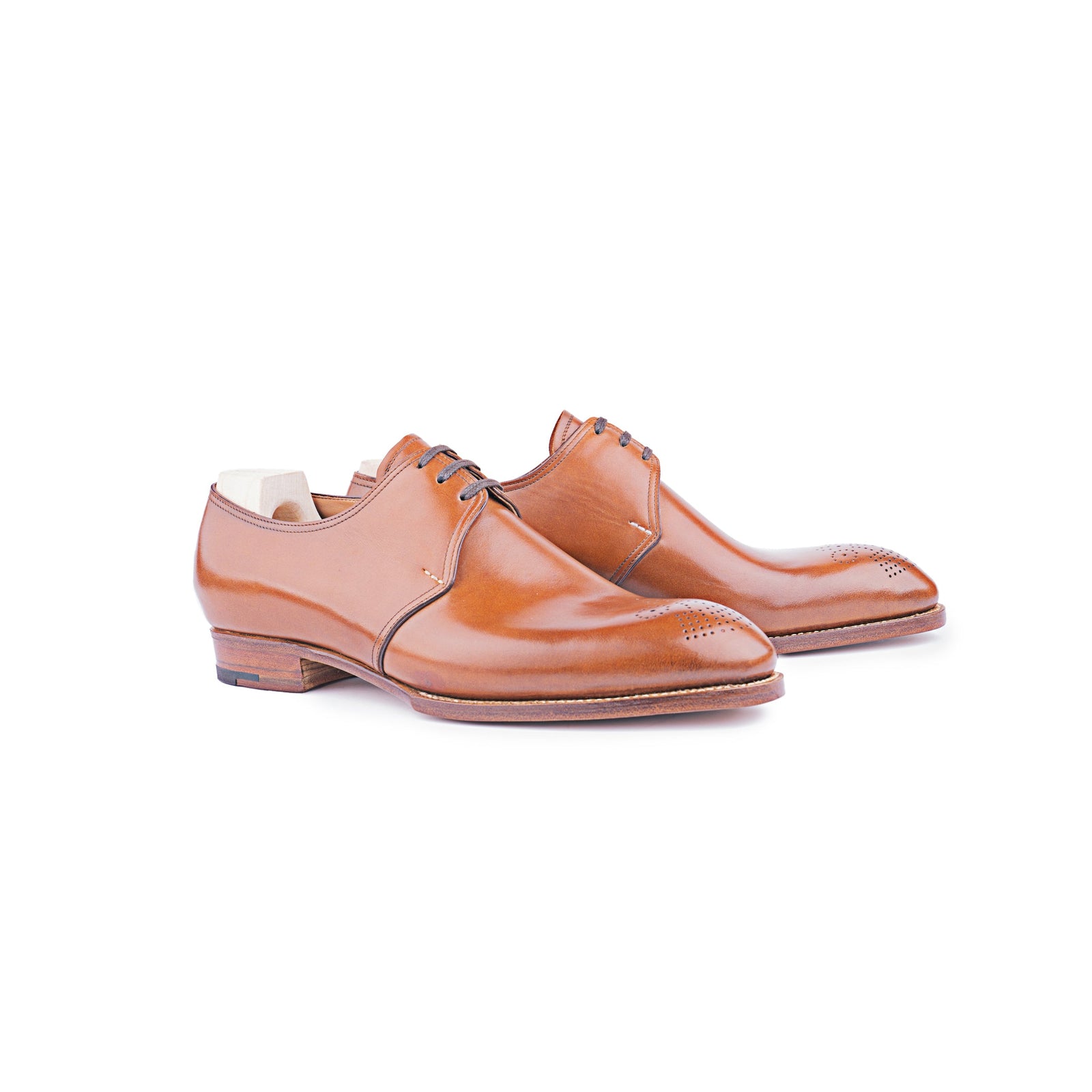 Three Eyelet Derby With Medallion In Calf Leather