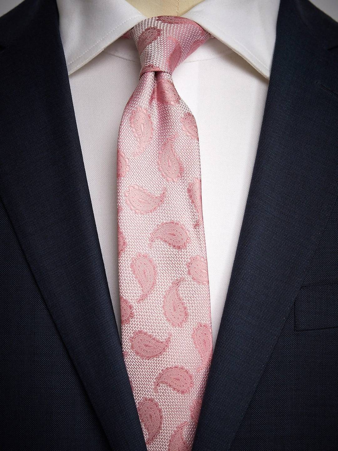 Tie Paisley