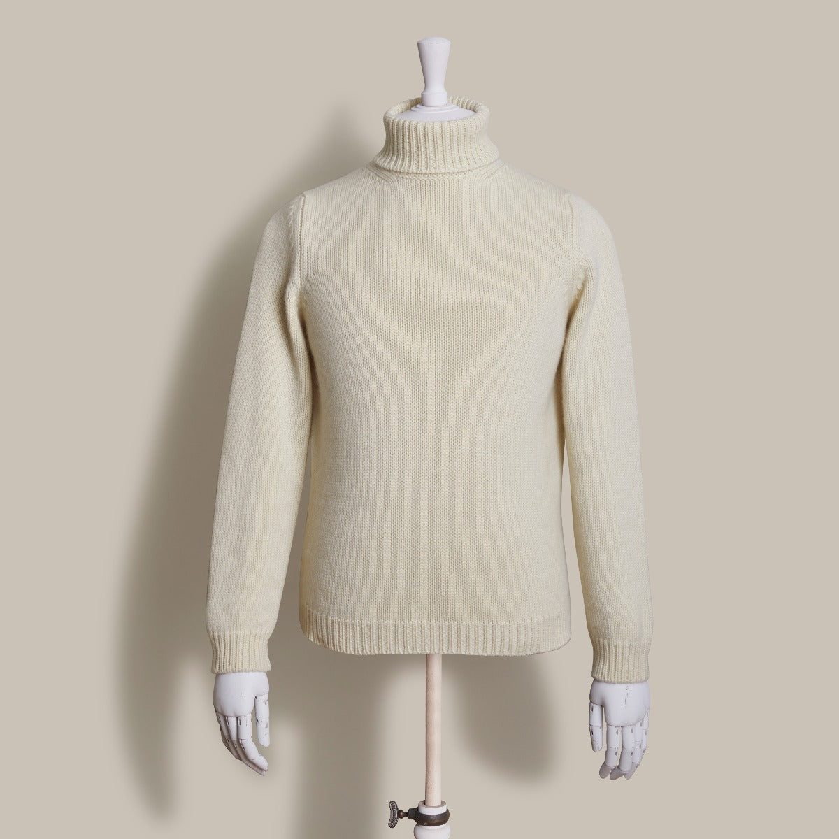 12ply Cashmere Roll Neck Sweater In