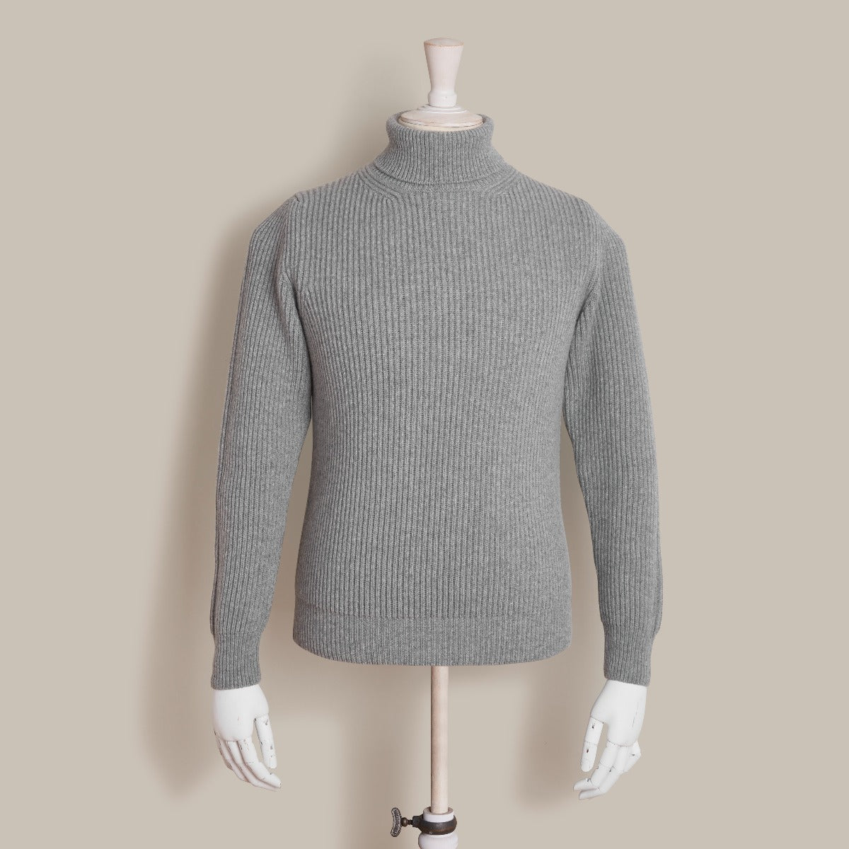 Ribbed Cashmere Blend Roll Neck In Grey