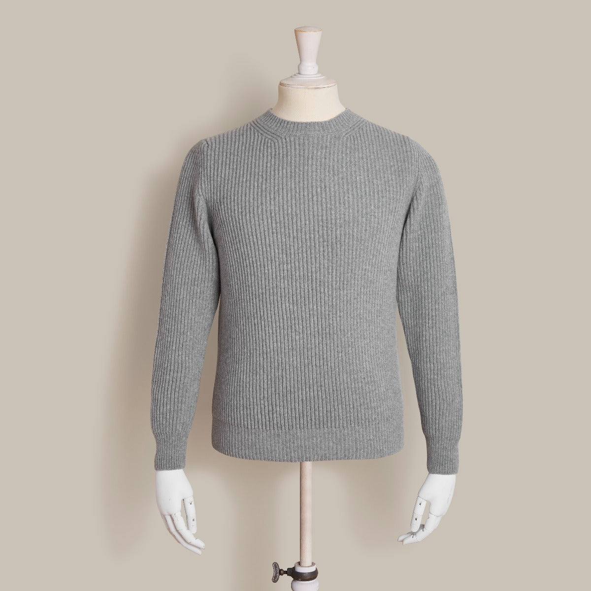 Ribbed Cashmere Blend Sweater In Grey