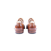 Oxford Straight Cap Toe With Double Machine Stitched Upper With Medallion