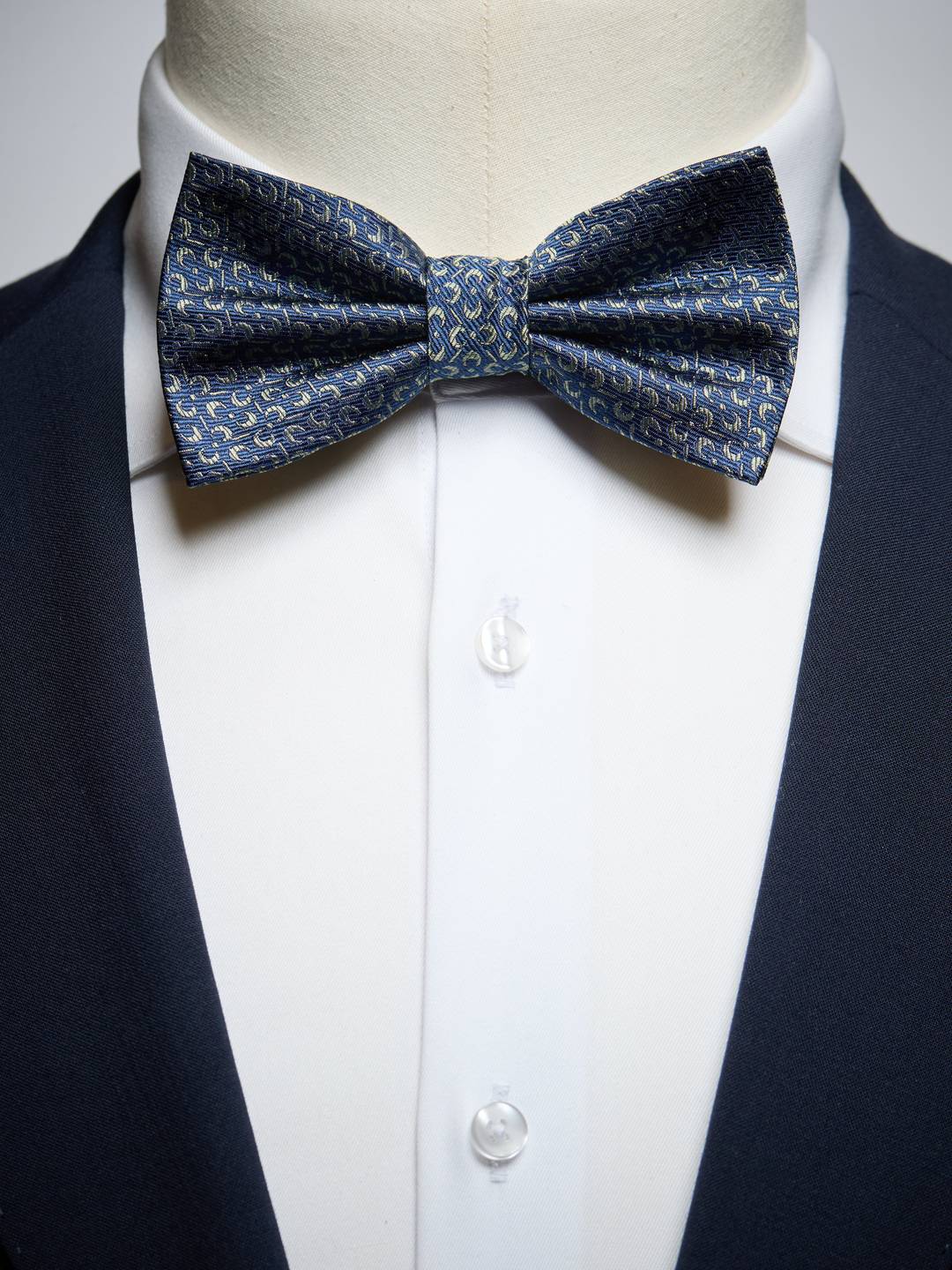Bow Tie