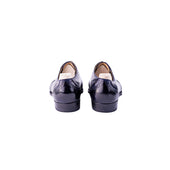 Queens Oxford Round Wing Tip With Brogueing