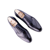 The Queens Elegant Oxford In Dark Blue Crust Calf Leather