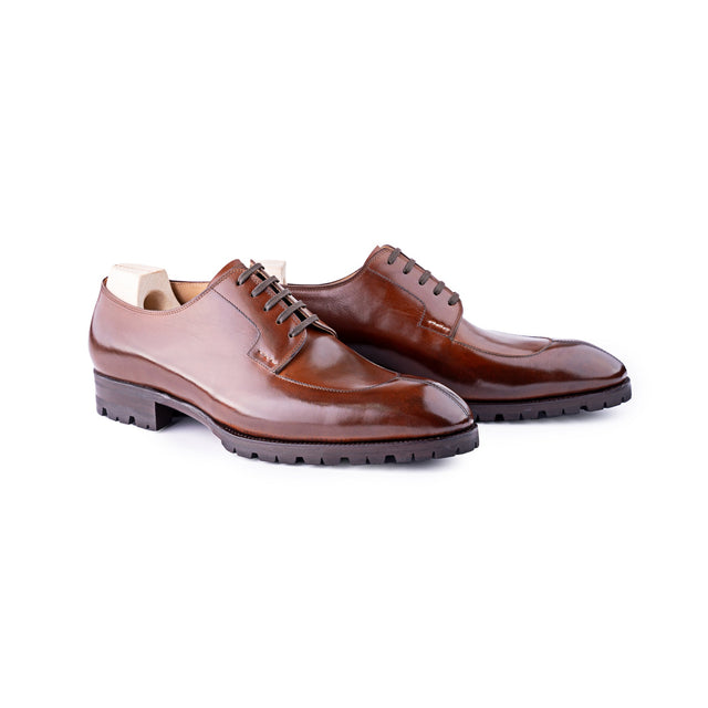 Split toe Derby in mid brown with outdoor sole