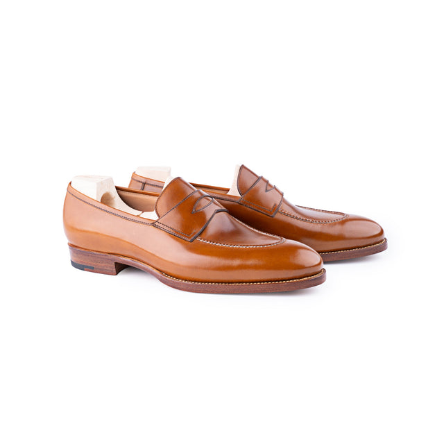 Classic Penny loafer with hand stitched apron