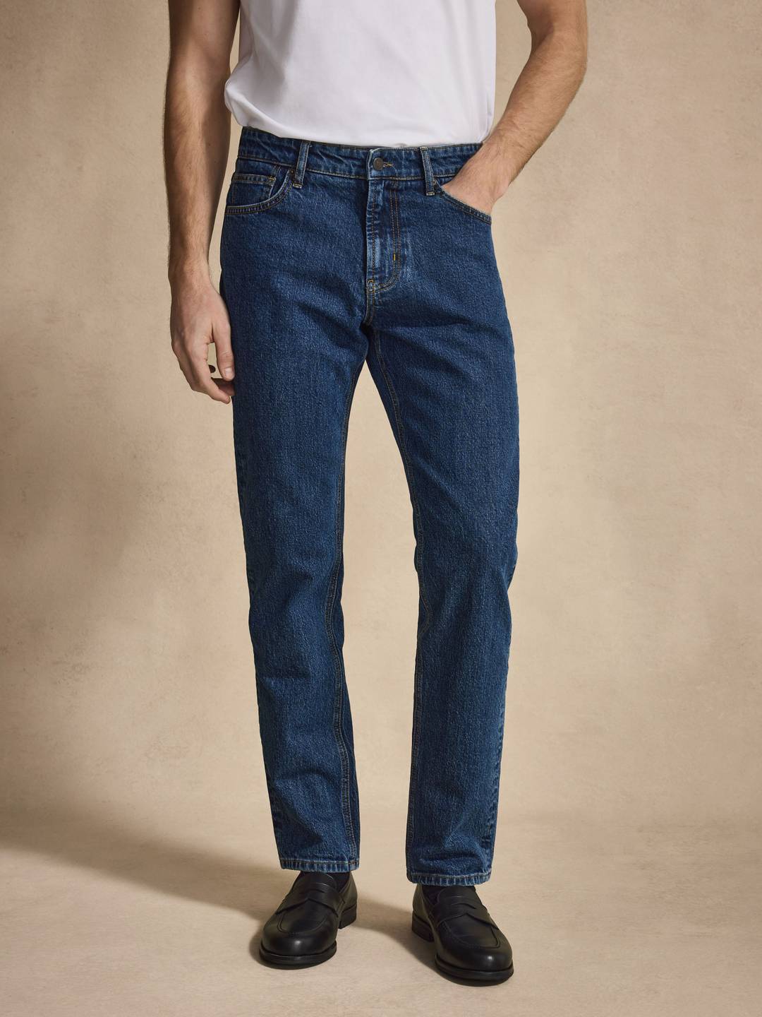 Tapered Fit Jeans