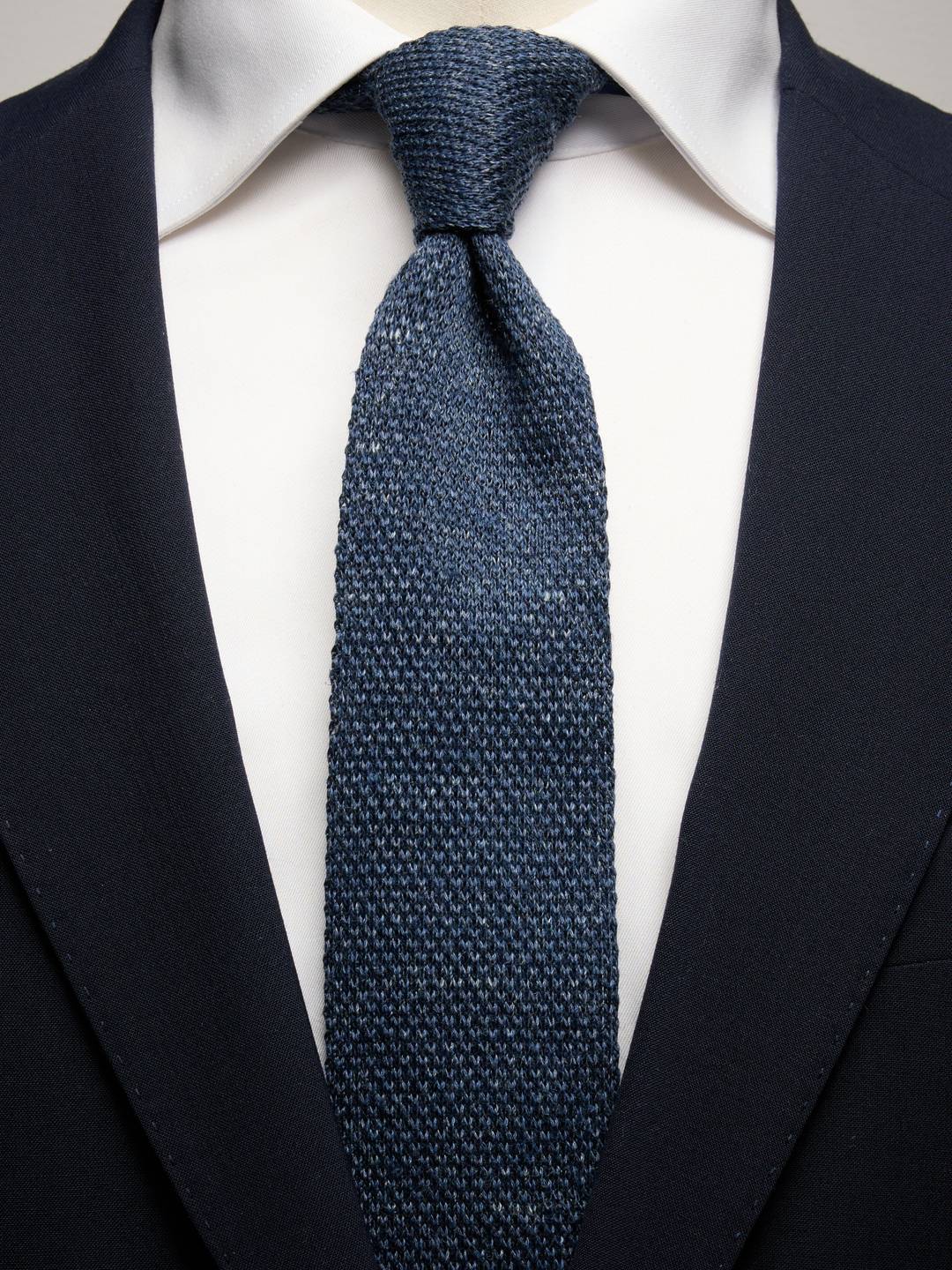 Knitted Tie Linen