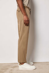 Abito James Non Trattato Beige