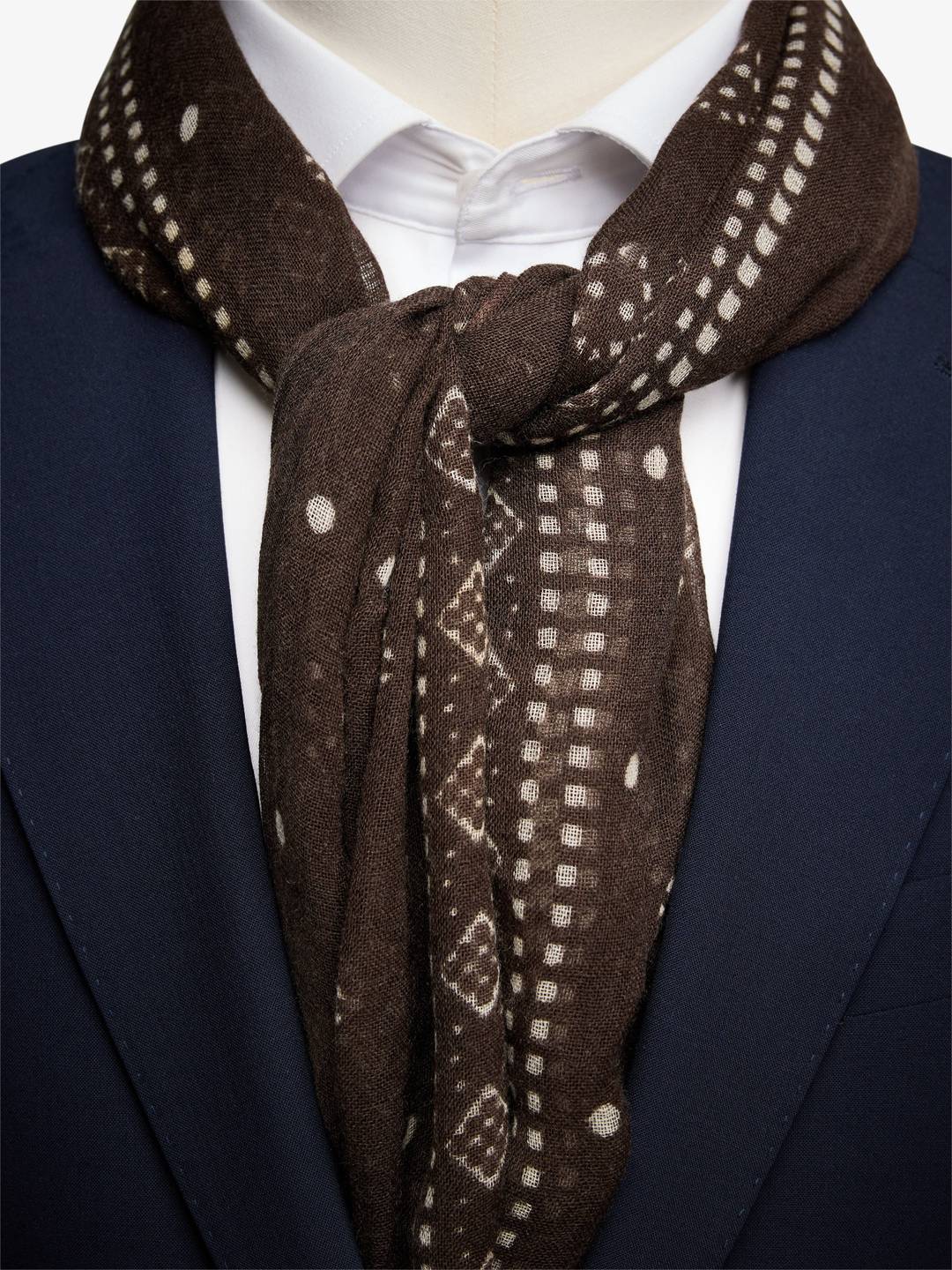 Brun Scarf