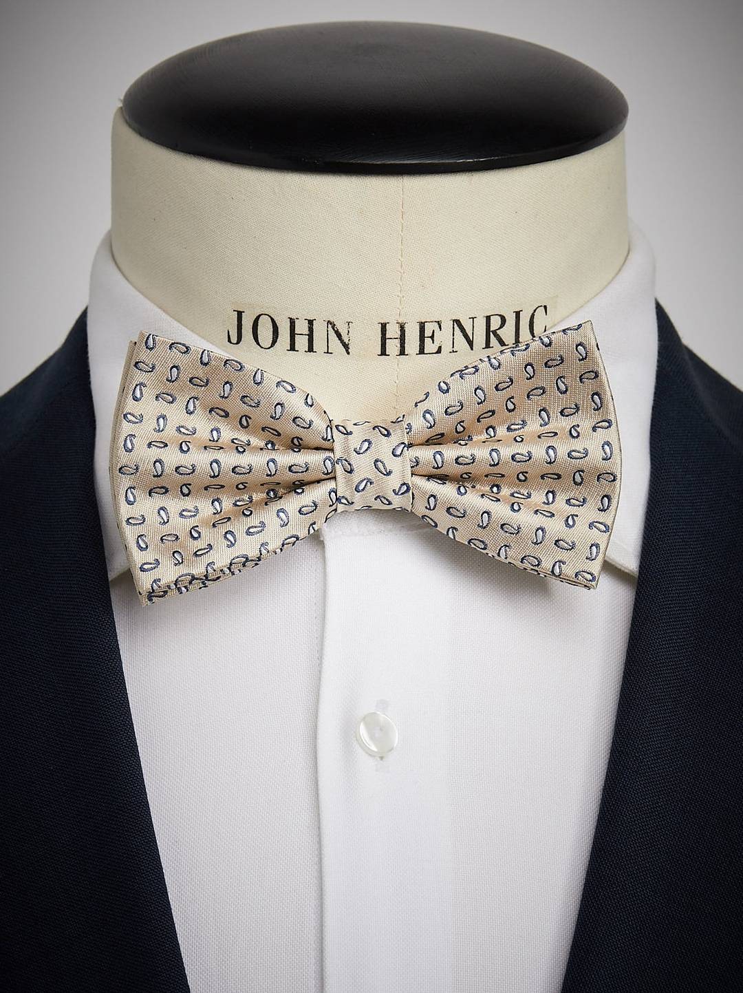 Bow Tie Small Paisley