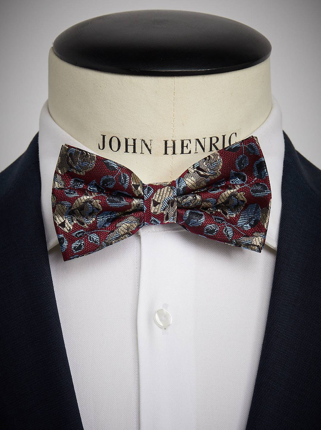 Bow Tie Floral