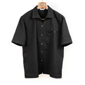 Short sleeve loop shirt in black cotton seersucker