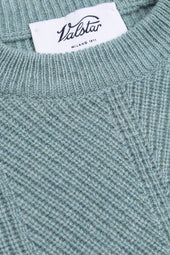 Crewneck sweater in pure cashmere, crafted in a herringbone English rib knit. Green - Timo