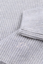 Ribbed turtleneck sweater crafted from pure cashmere. Grey - Silver grey