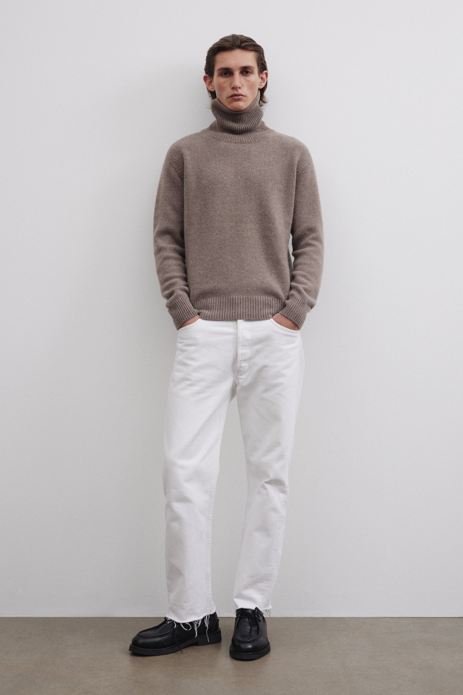 Cashmere Turtleneck Sweater Wood