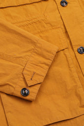 Concealed hood field Jacket in water repellent cotton-nylon fabric. Unlined. Yellow - Duck