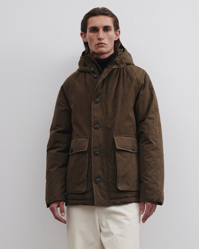 Down padded hooded jacket in a water repellent cotton blend fabric. Green - Testuggine