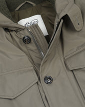 Loyal padded field jacket in waterproof technical microfiber. Green - Cappero