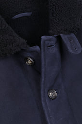 Deck jacket in shearling suede. - Dark blue