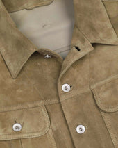 Davis unlined trucker jacket in suede leather. Green - Soldier