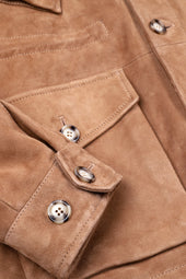 Padded field jacket in suede leather. Beige - Arachide