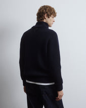 Full-zip knitted Camionaire jacket in pure virgin wool, crafted in a half English rib stitch and fully lined. Blue - Navy