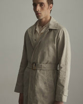 Humphrey trench coat in a water repellent waxed cotton blend fabric. Grey - Ghiaia