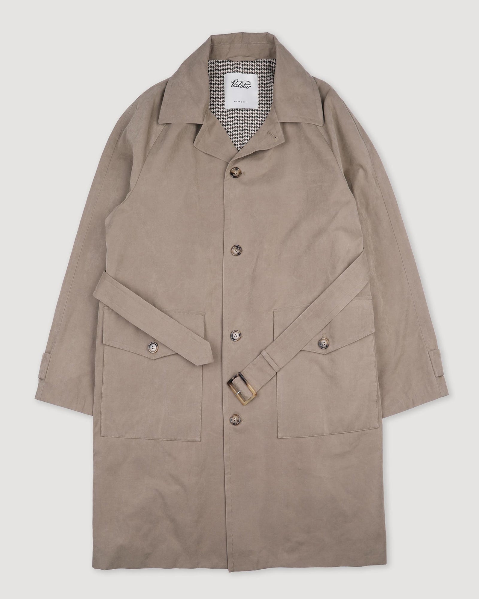 Grant Trench Coat In A Water Repellent Waxed Cotton Blend Fabric Beige Farro
