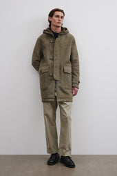 Fireman parka in shearling suede. Green - Fatigue green