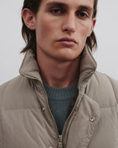 Oliver goose down vest in water-repellent technical fabric. Beige - Sughero