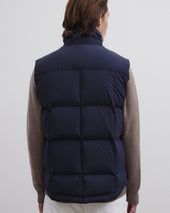 Oliver goose down vest in water-repellent technical fabric. Blue - Navy
