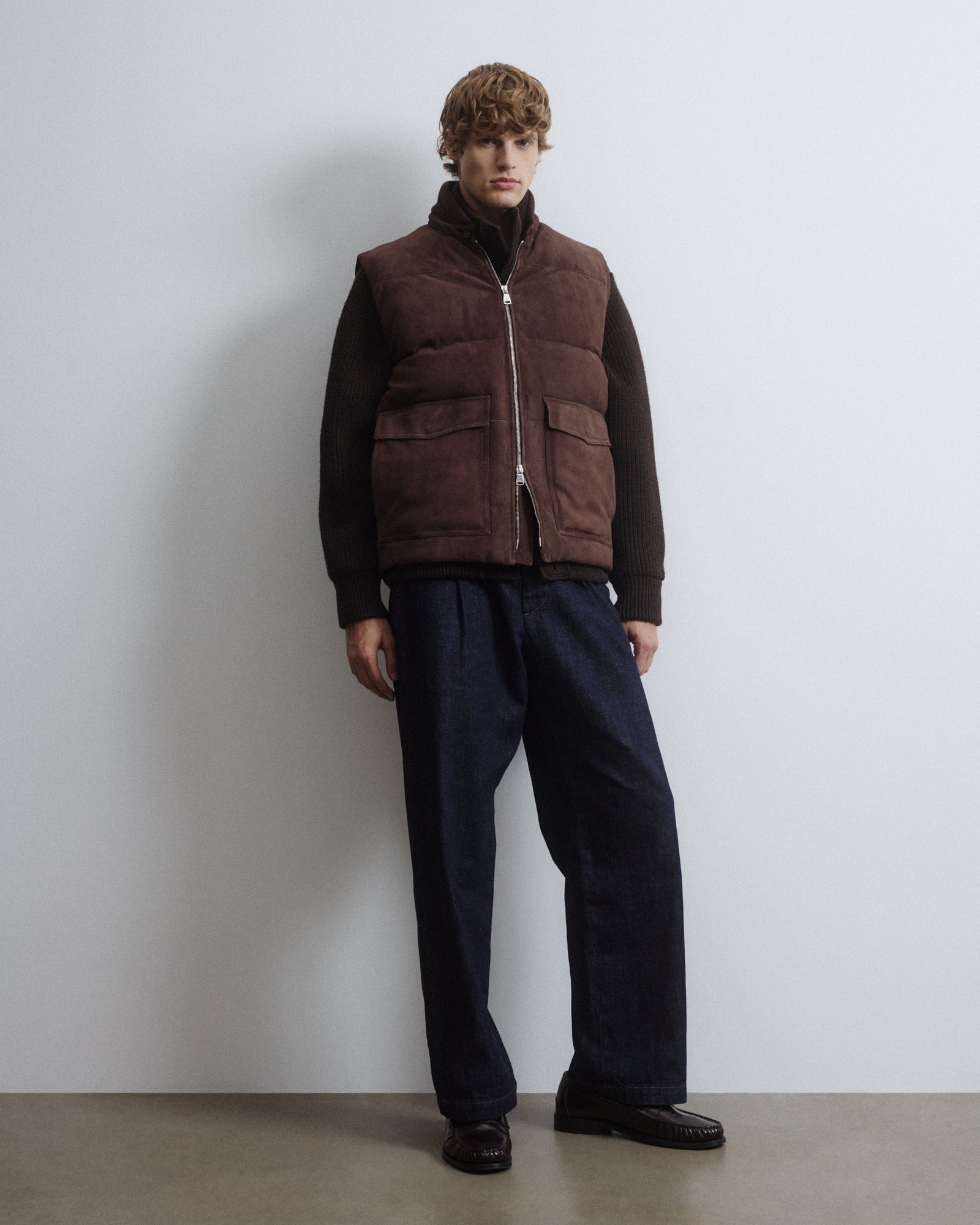 Locke Down Padded Vest In Suede Leather Whit Knit Collar Caff