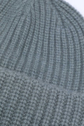 Cashmere ribbed beanie. Green - Field
