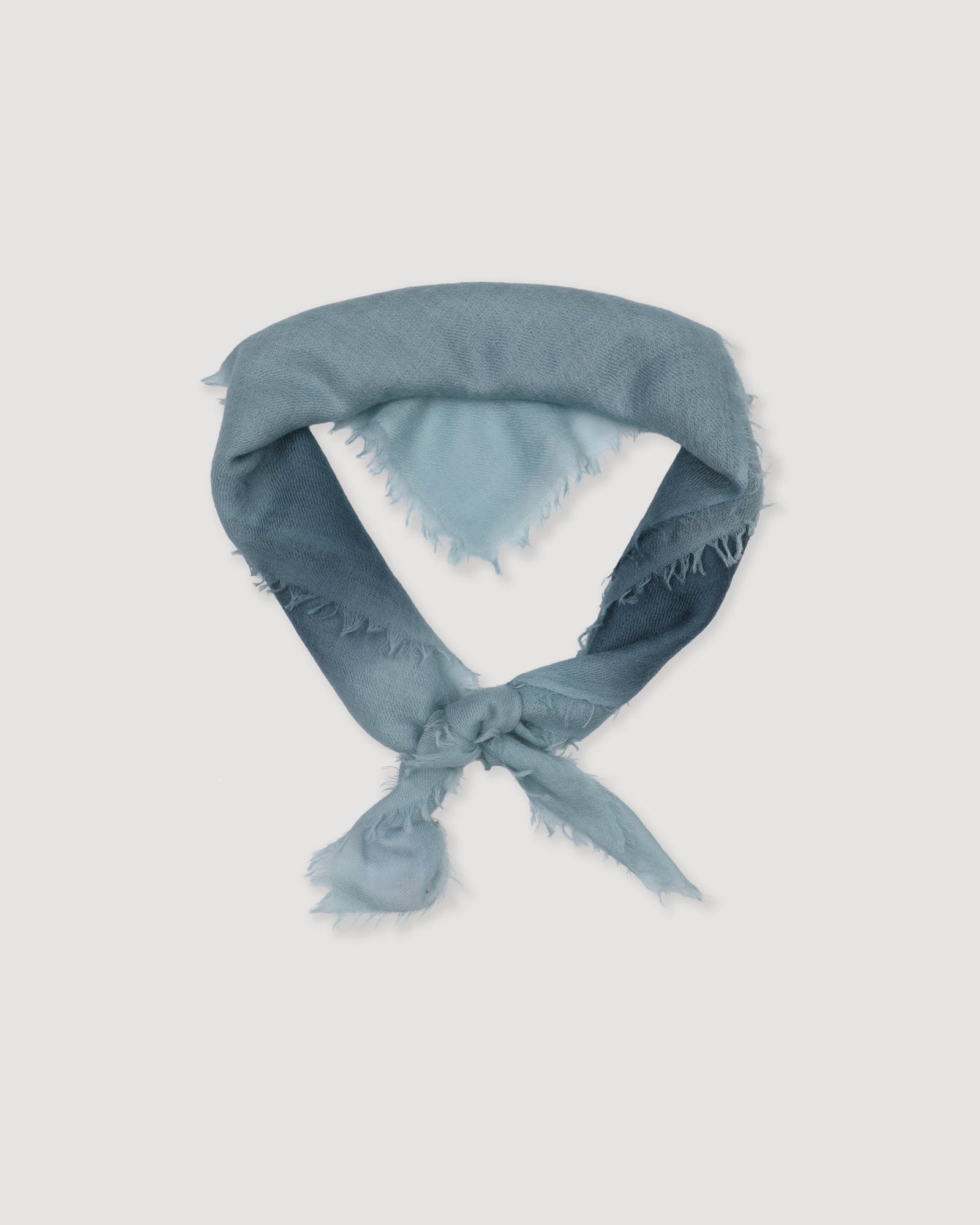 Cashmere Scarf In A Solid Colour With Shaded Tones Blue Carta Zucchero