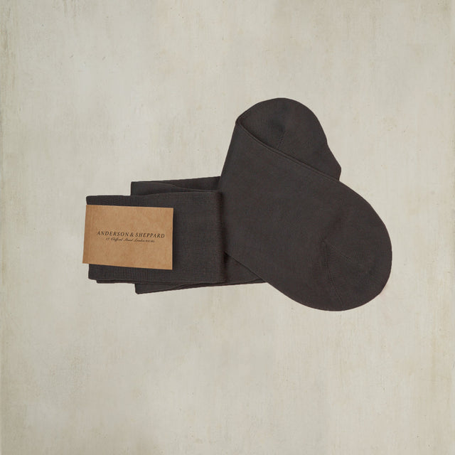 Long Plain Cotton Socks In Dark Taupe
