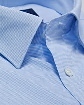 Contemporary Fit Micro Check Oxford Cotton Shirt With Concealed Button Down Collar Two Button Cuff